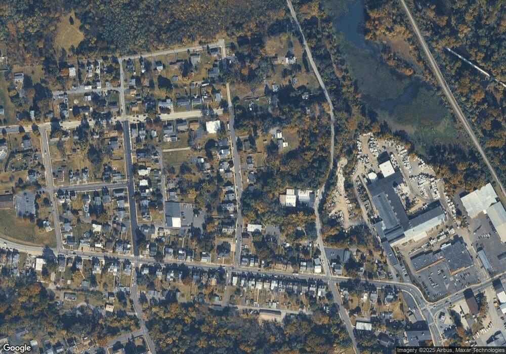 465 N Penn St, Spring City, PA 19475 - photo 1