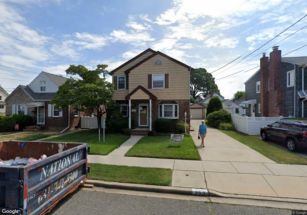 203 Ribbon St, Franklin Square, NY 11010 - photo 1