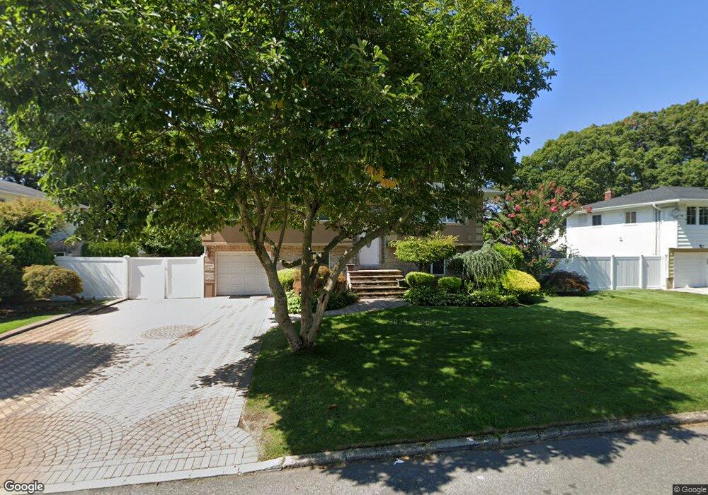 193 Lafayette St, Copiague, NY 11726 - photo 1