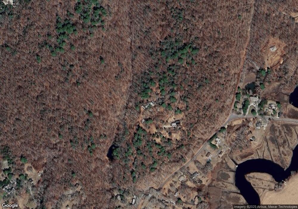 32 Ben Franklin Rd, Old Lyme, CT 06371 - photo 1