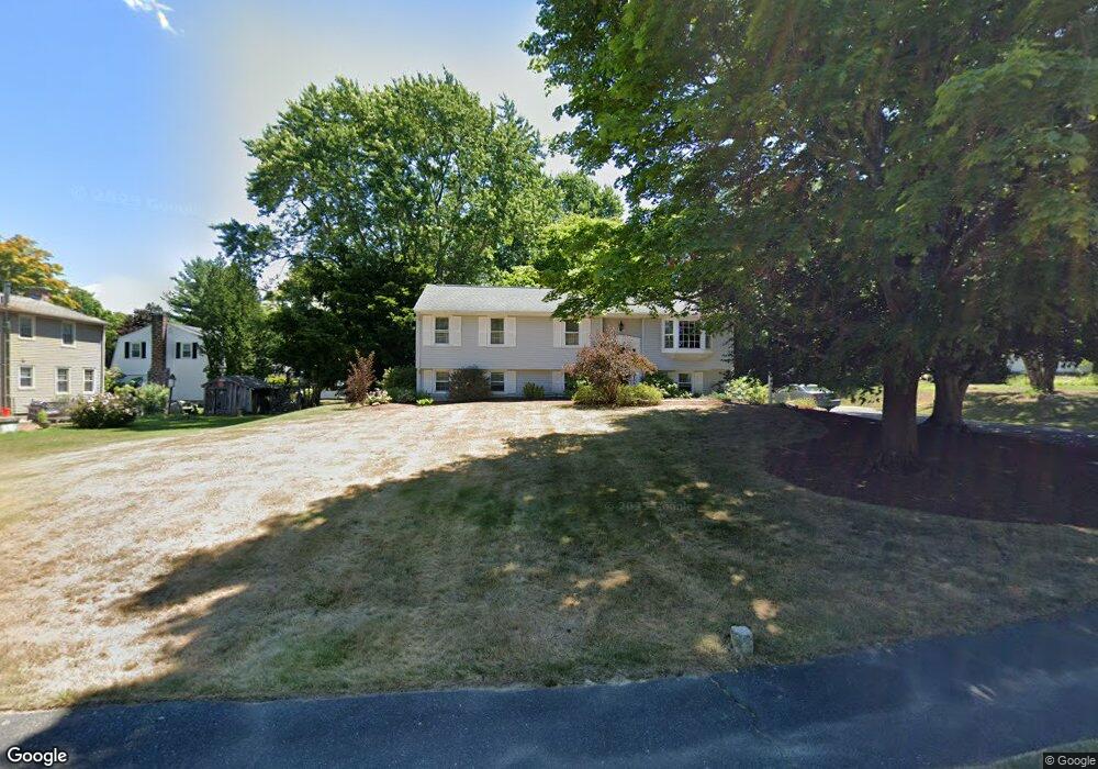 10 Cabot Cir, Westborough, MA 01581 - photo 1