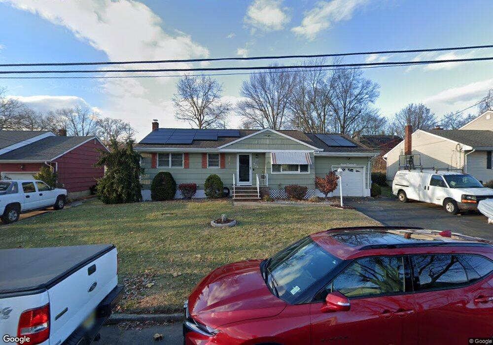 724 Coolidge Ave, North Plainfield, NJ 07063 - photo 1