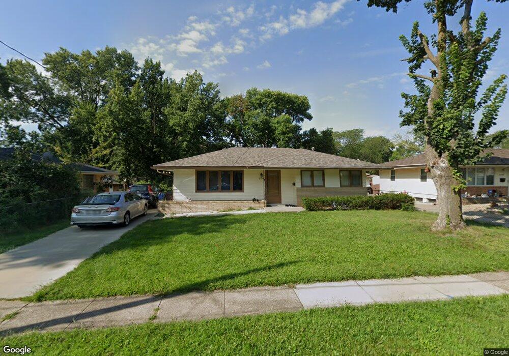 2724 Dosh Rd, Des Moines, IA 50310 - photo 1