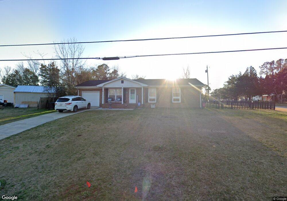 201 Tower Dr, Jacksonville, NC 28546 - photo 1