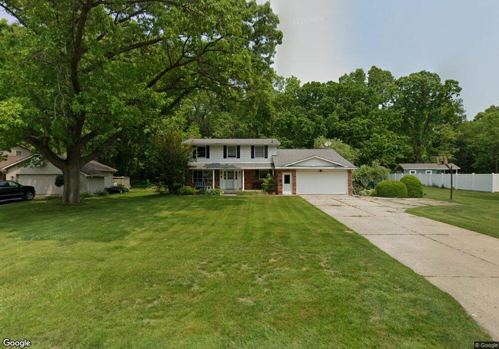 9160 Saddle Horn Dr, Flushing, MI 48433 - photo 1