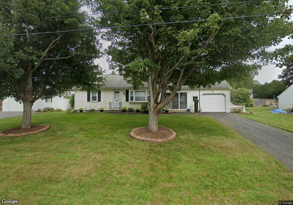 32 Wilson Rd, West Yarmouth, MA 02673 - photo 1