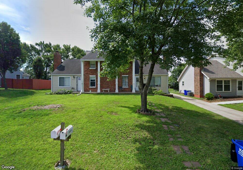 12833 W 61st Terrace, Shawnee, KS 66216 - photo 1