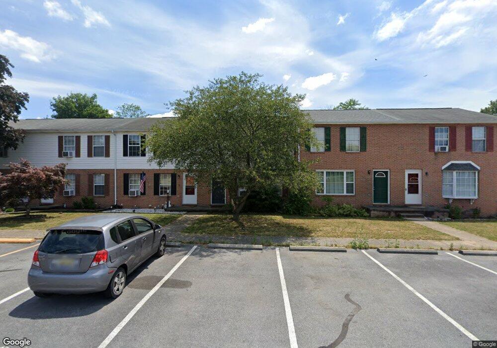 411 Buckingham Dr, Stephens City, VA 22655 - photo 1