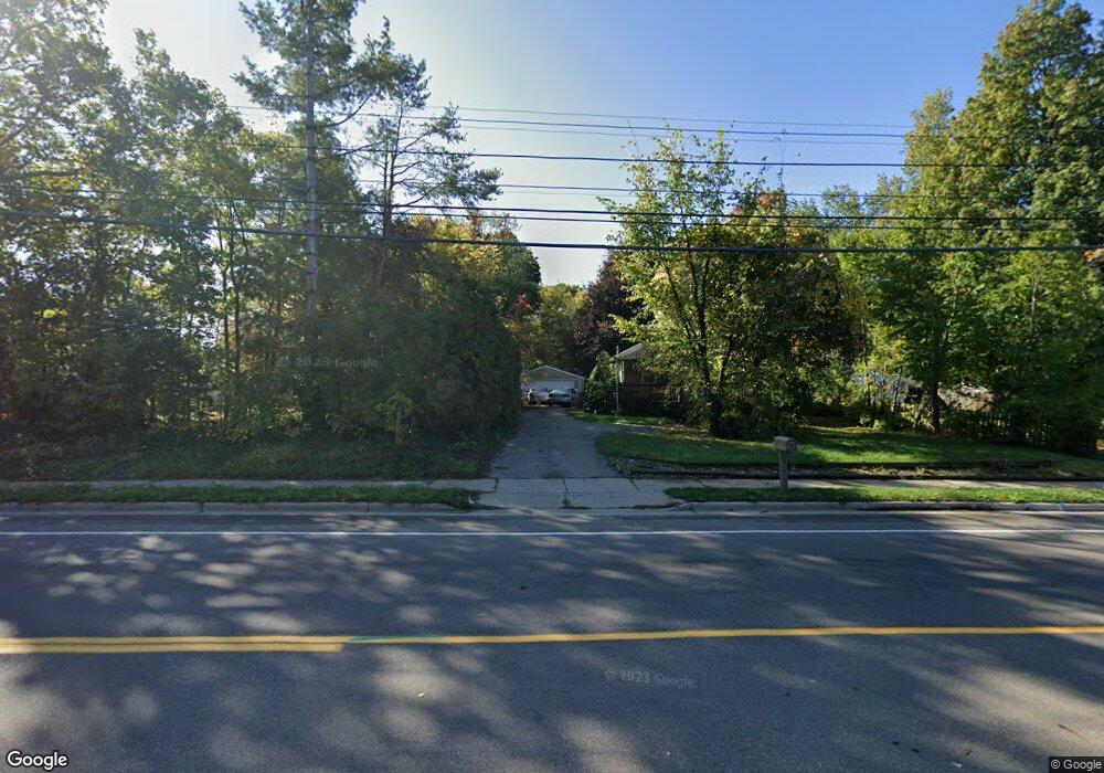 829 W Jolly Rd, Lansing, MI 48910 - photo 1