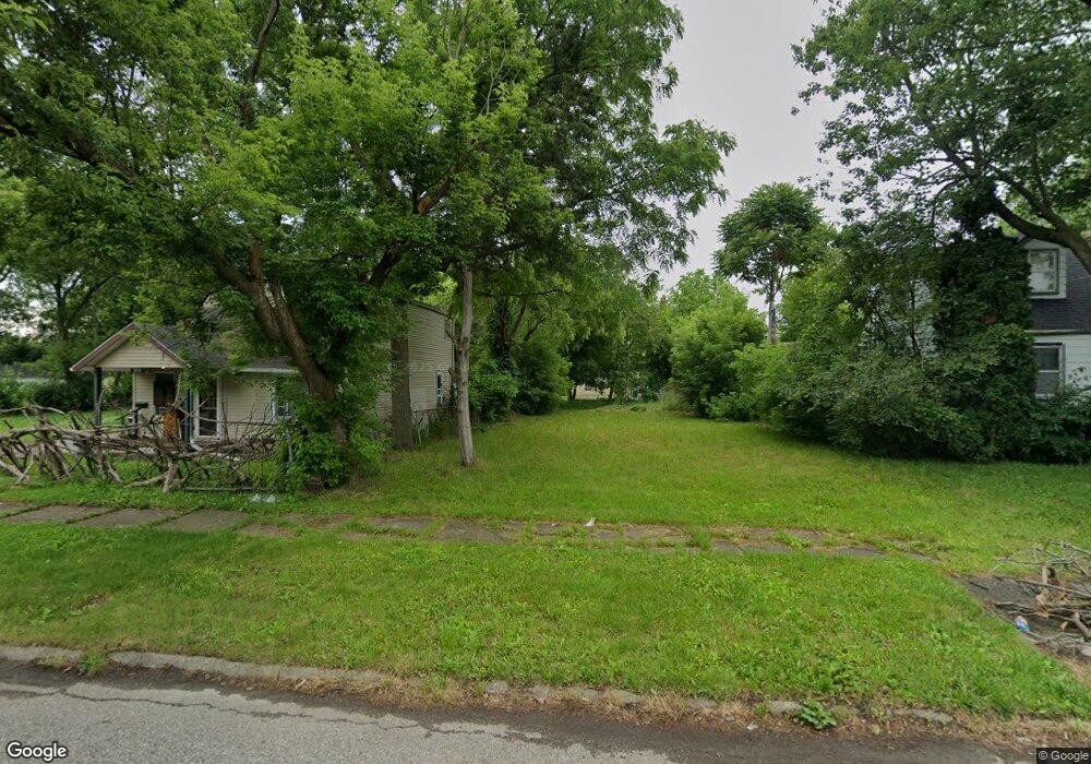 3208 Woodrow Ave, Flint, MI 48506 - photo 1