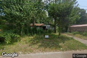 13 Myrtle Dr, Natchez, MS 39120