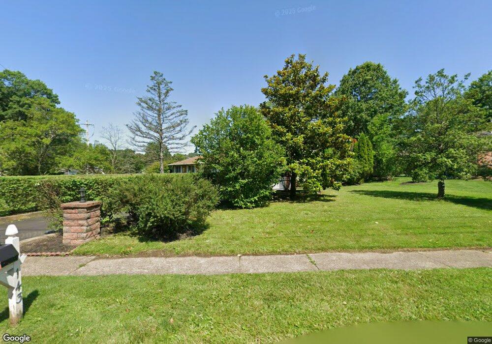 143 Cherokee Rd, Doylestown, PA 18901 - photo 1