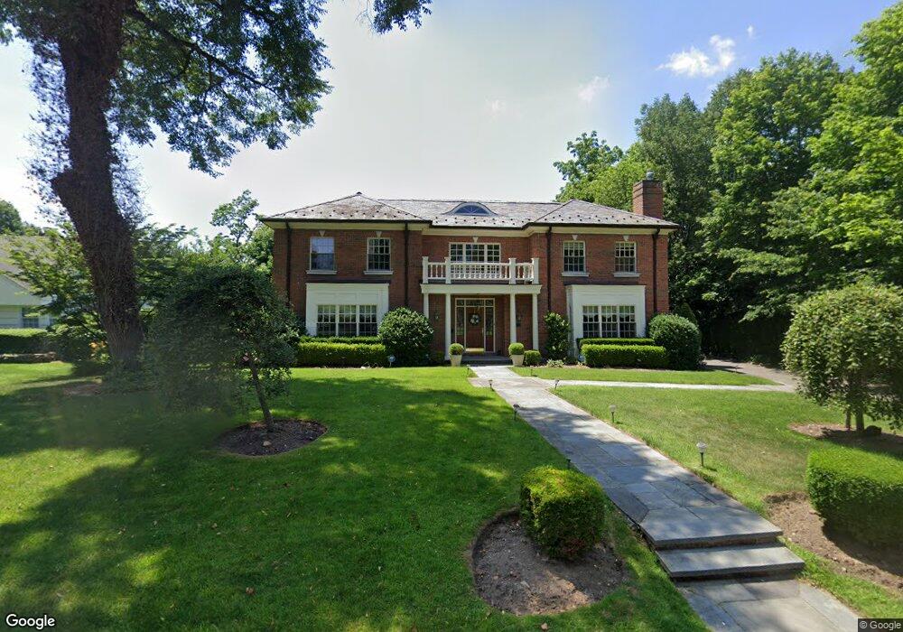 11 The Ridge, Manhasset, NY 11030 - photo 1