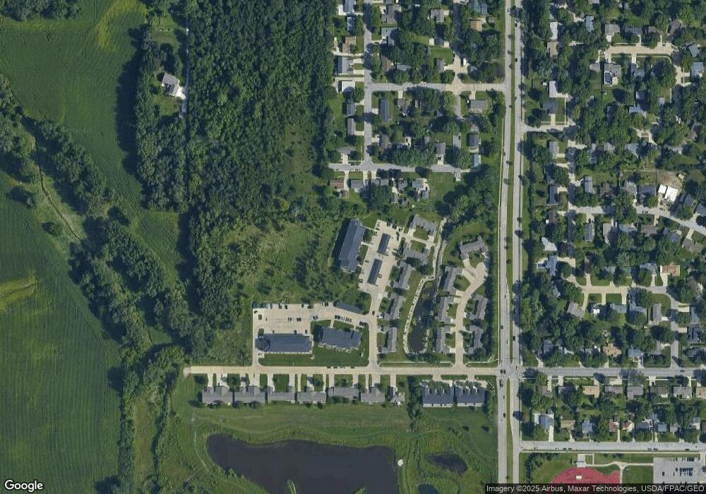 1815 W 18th St unit A8, Cedar Falls, IA 50613 - photo 1