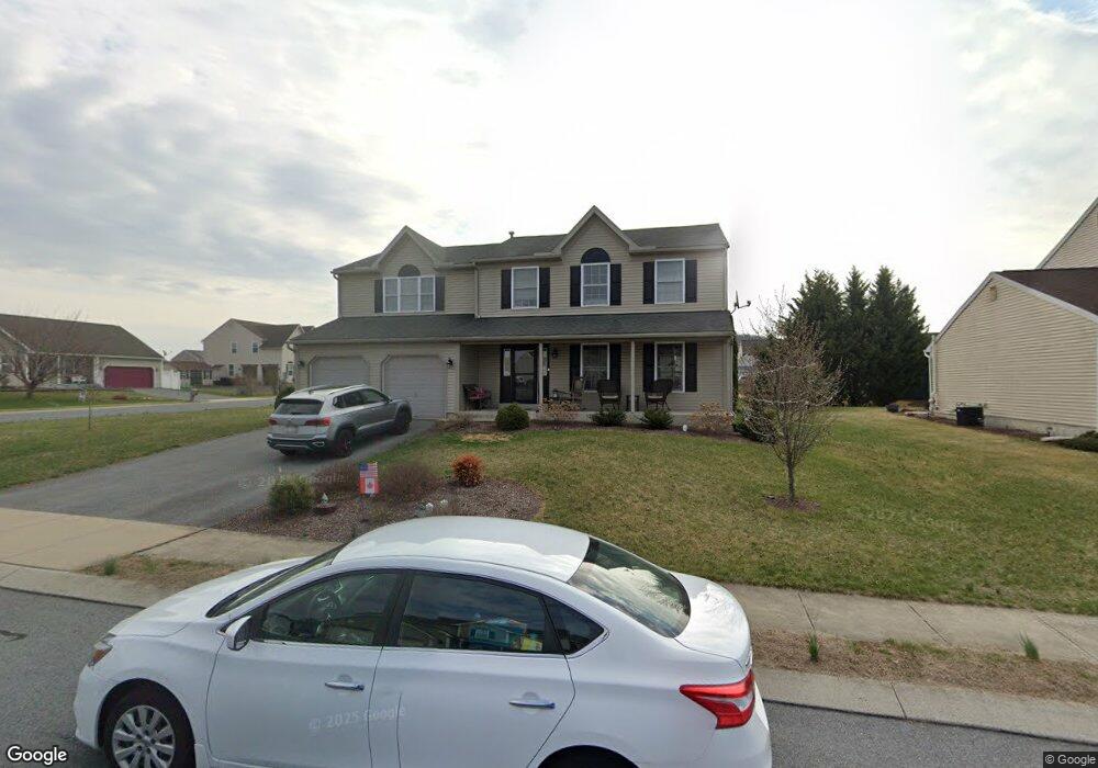 4 Oswego Ln, Reading, PA 19605 - photo 1