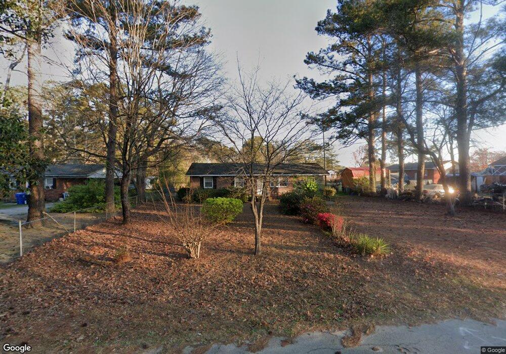 504 Raymond Cir, Laurinburg, NC 28352 - photo 1