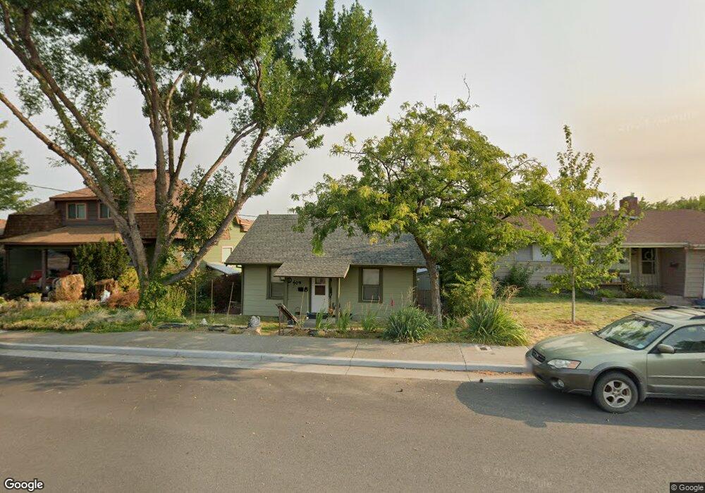 409 W 15th St, the Dalles, OR 97058 - photo 1