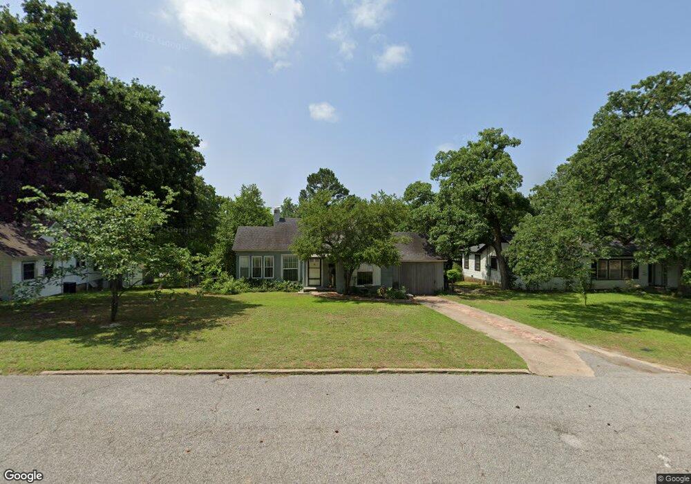 1608 W Chestnut St, Denison, TX 75020 - photo 1