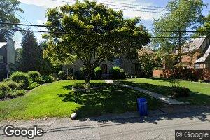 95 Broadfield Rd, New Rochelle, NY 10804