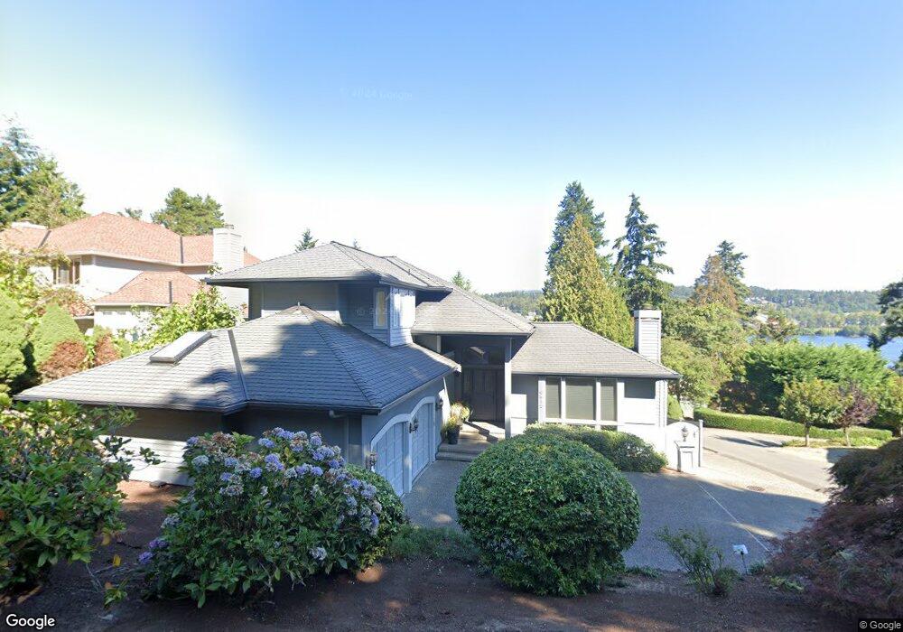 9512 SE 71st St, Mercer Island, WA 98040 - photo 1