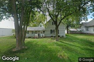 510 S Locust St, Winfield, IA 52659