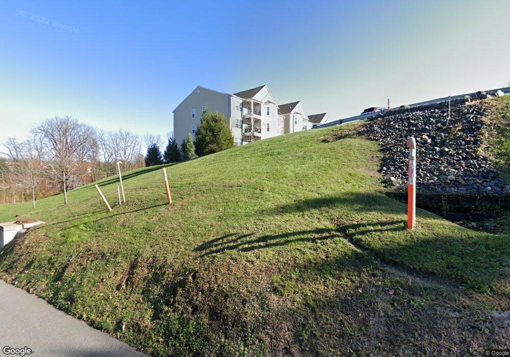 1113 Creekside Dr, Brookhaven, PA 19015 - photo 1