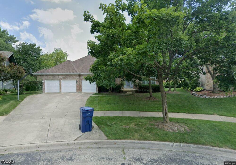 2090 Camellia Ct, Naperville, IL 60565 - photo 1