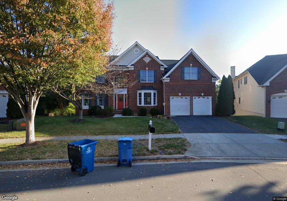 43204 Valiant Dr, Chantilly, VA 20152 - photo 1