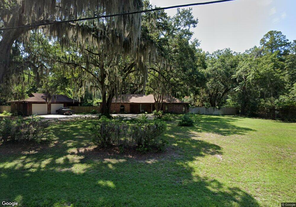 140 N Goodbread Rd, Brunswick, GA 31525 - photo 1