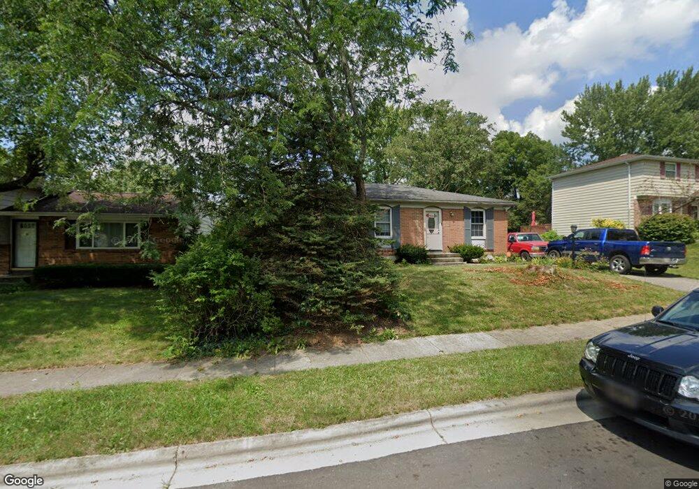 1585 Fall Brook Rd, Columbus, OH 43223 - photo 1