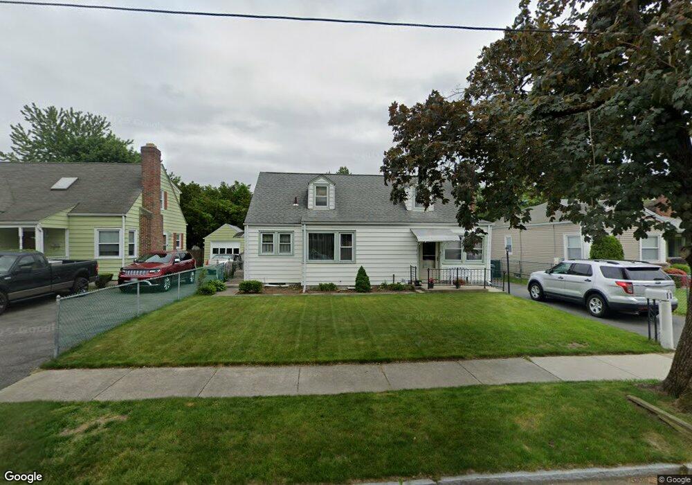 11 Lancaster St, Springfield, MA 01118 - photo 1