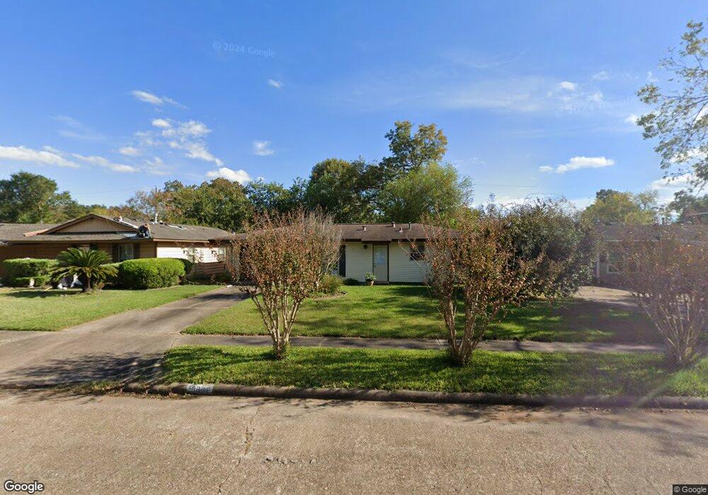 10302 Buena Park Dr, Houston, TX 77089 - photo 1