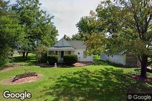 114 Railroad Ave, Carthage, IL 62321