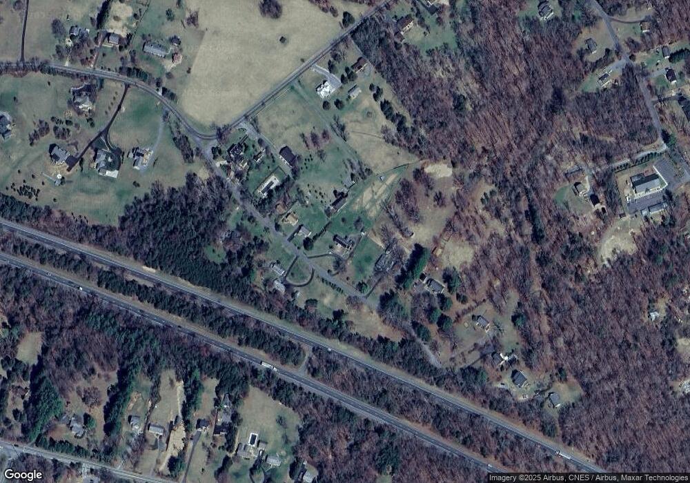 1095 E Keswick Dr, Keswick, VA 22947 - photo 1