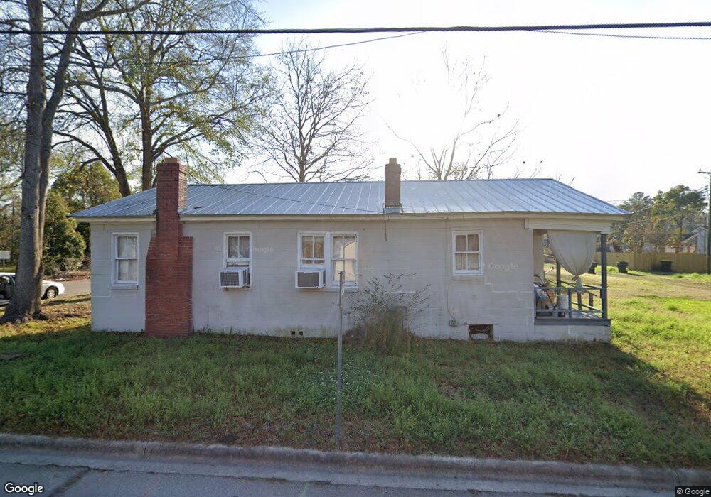 719 W 50th St, Savannah, GA 31405 - photo 1