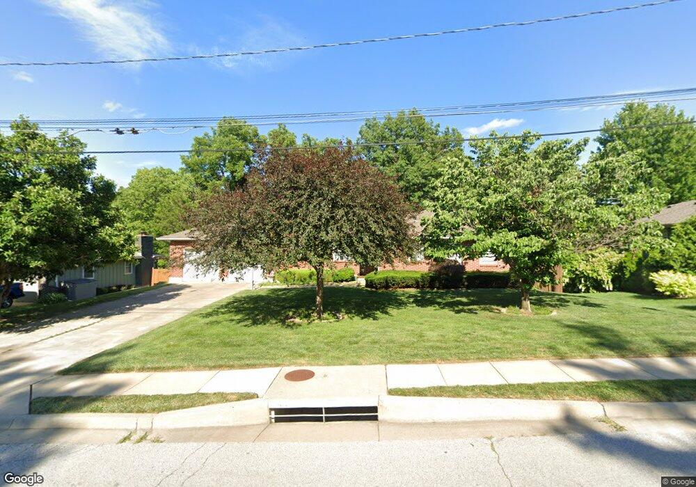 5839 Perry Ln, Shawnee, KS 66203 - photo 1