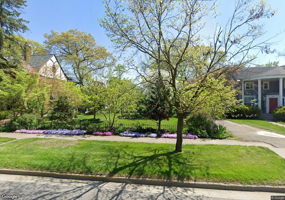 1021 W Lexington Ave, Elkhart, IN 46514 - photo 1