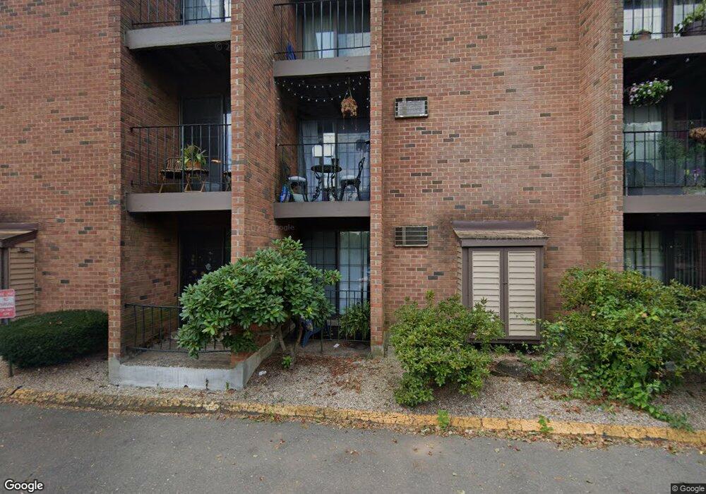 38 N Main St unit P, West Hartford, CT 06107 - photo 1