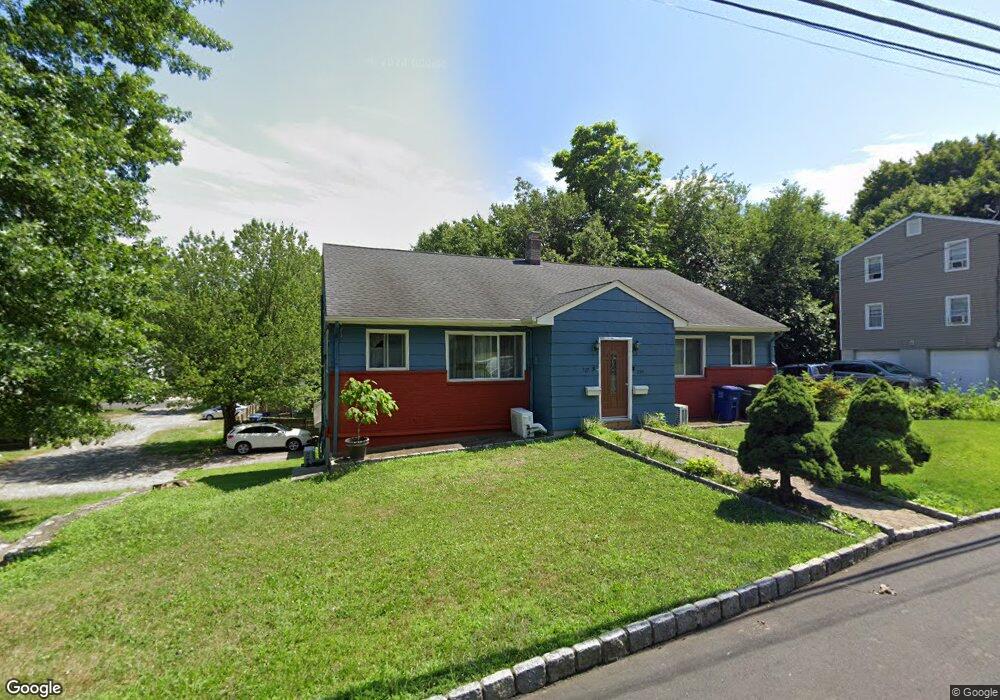 317 Queen St unit 319, Bridgeport, CT 06606 - photo 1