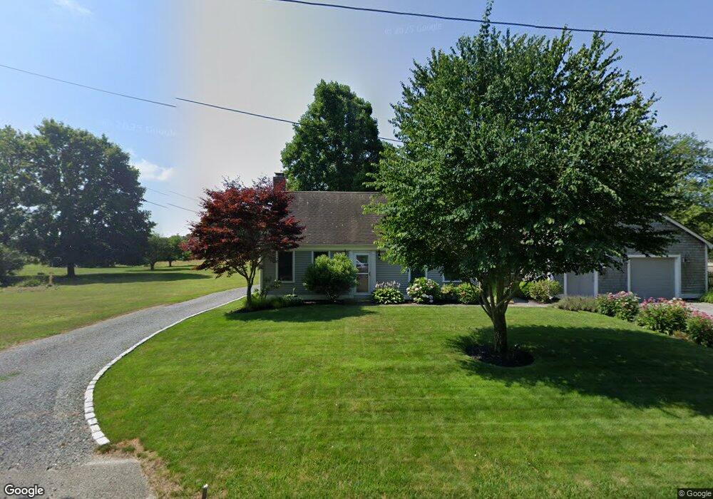 194 Marion Rd, Rochester, MA 02770 - photo 1