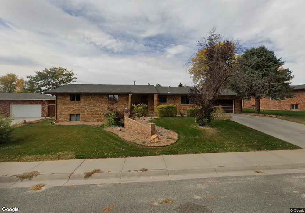 3402 17th Ave, Scottsbluff, NE 69361 - photo 1