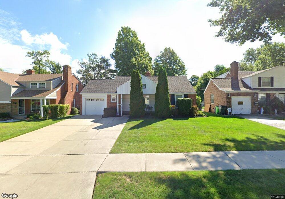 1851 E 225th St, Euclid, OH 44117 - photo 1