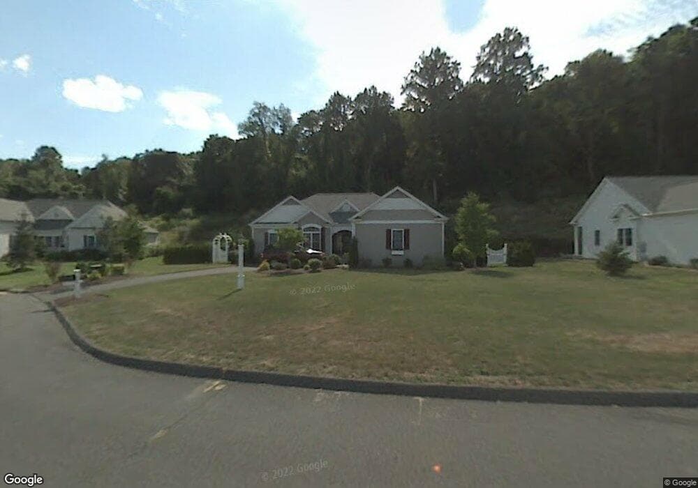 76 Arrowwood Ln unit 76, Bloomfield, CT 06002 - photo 1