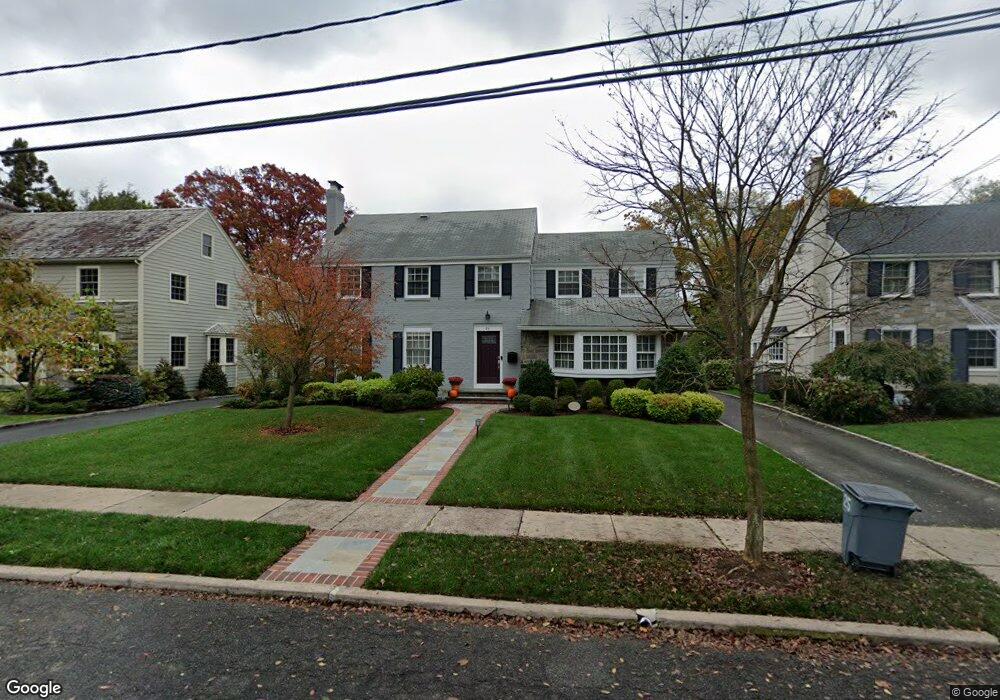 25 Stonehouse Rd, Glen Ridge, NJ 07028 - photo 1