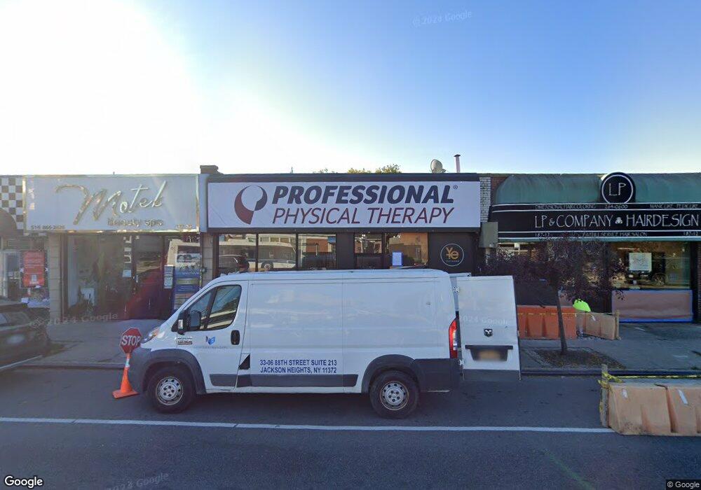 187-12 Union Turnpike, Flushing, NY 11366 - photo 1