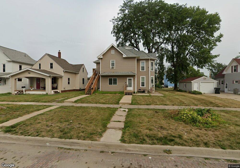 408 B Ave NW unit 1, Cedar Rapids, IA 52405 - photo 1
