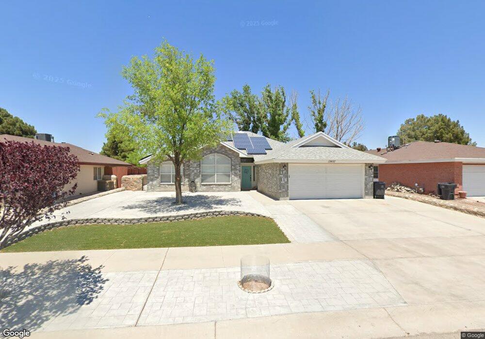 13937 Jeweled Desert Dr, Horizon City, TX 79928 - photo 1