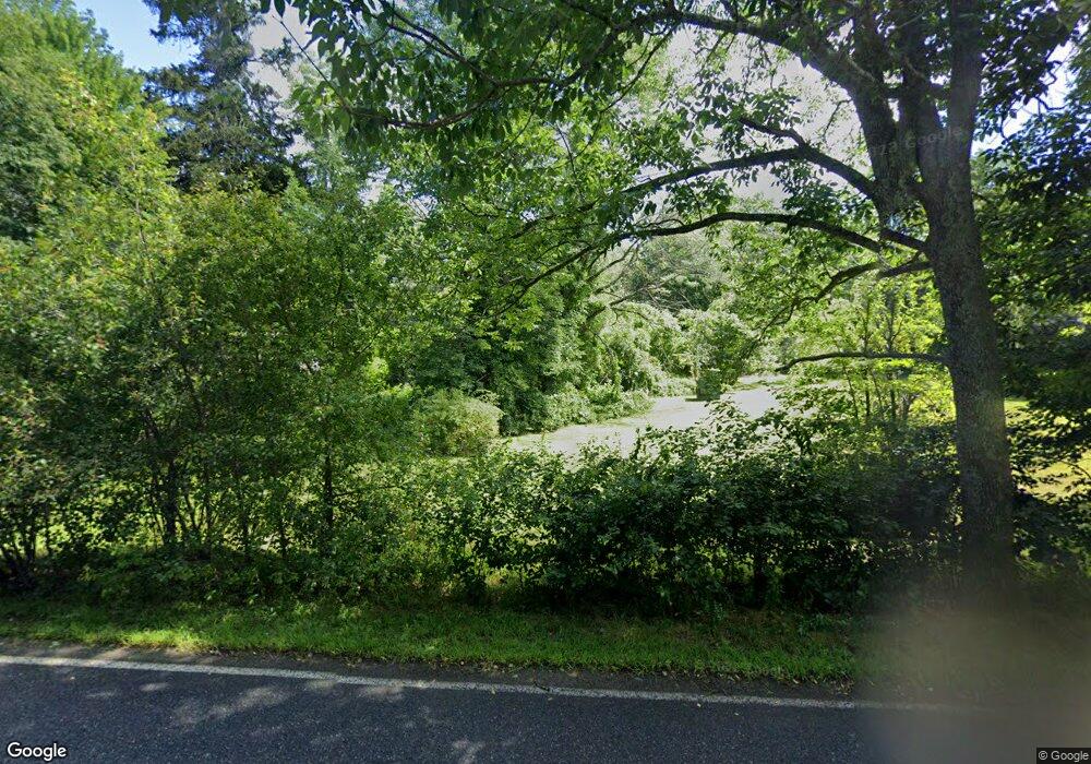 3014 Thorndike St, Palmer, MA 01069 - photo 1