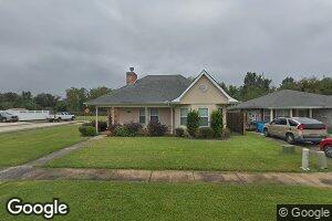 3200 Acorn Dr, Violet, LA 70092