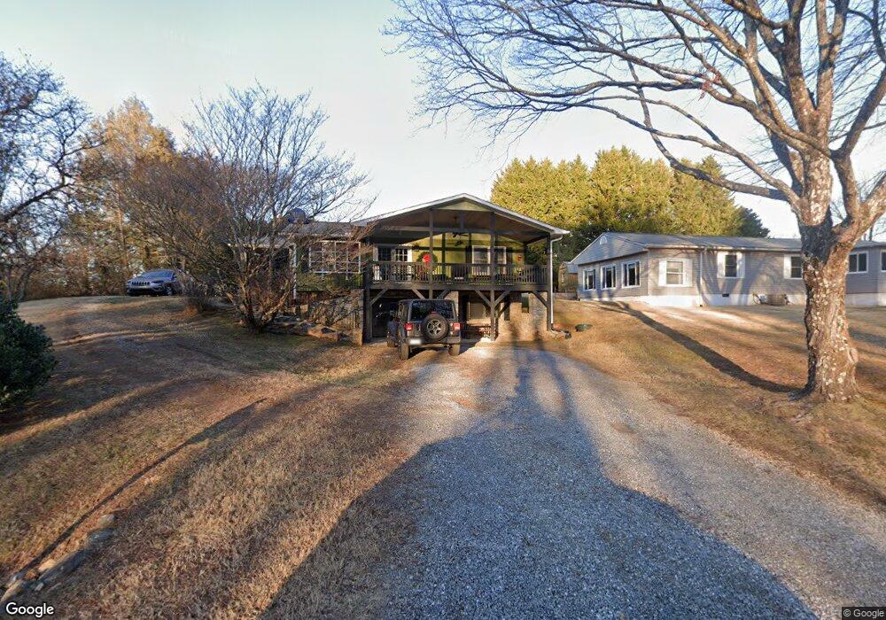 141 Leslie Way, Hendersonville, NC 28792 - photo 1